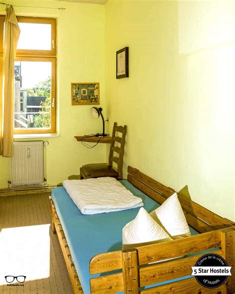 7 Hostel Room Types - What are the differences? FULL Overview 2021