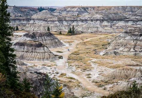 A Hiking Road Trip in the Canadian Badlands of Alberta - Hike Bike Travel