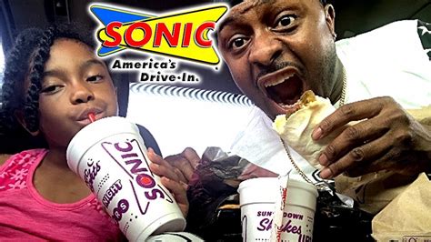 SONIC BREAKFAST | REVIEW AT DRIVE IN | MUKBANG EATING SHOW - YouTube