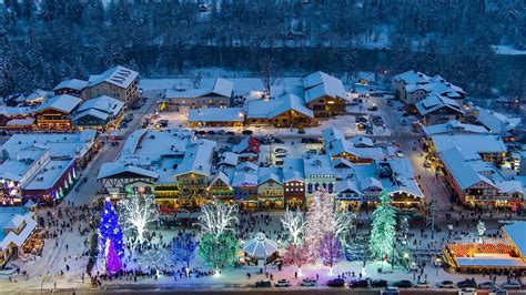 Leavenworth Christmas Lighting Festival 2024 - Yoko Anatola