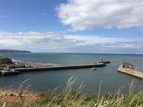 Amazing view of Whitby harbour [OC] [3264 x 2448] : r/ruralporn