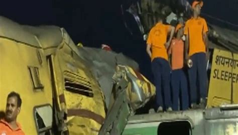 Death toll reaches 13 in Andhra train accident, rescue operations underway | Northeast Live