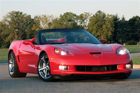 CAR WORLD POPULAR: 2010 Chevrolet Corvette Grand Sport Convertible