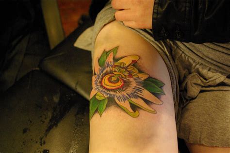 flower tattoo by Ricky Harrell | Tattoo Compi