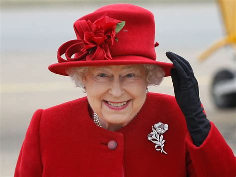 Hats off to the queen and other royals - CBS News