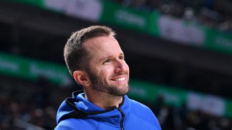 Mavericks: How much does J.J. Barea have left in the tank?