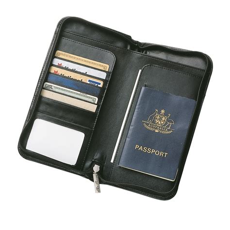 Luxury Leather Travel Wallet | semashow.com