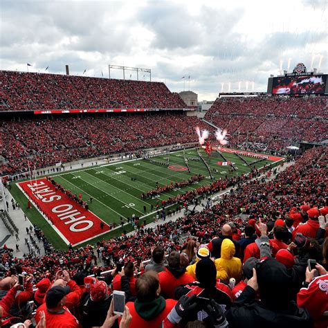 Michigan’s Difficult Task: Beating Ohio State in Ohio Stadium - WSJ