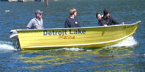 fishing-boat - Detroit Lake Marina