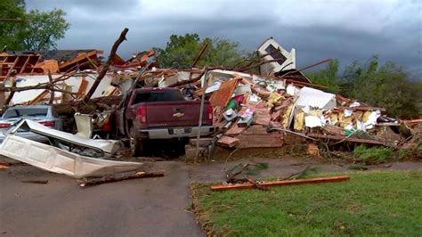 Tornado Damage Pictures