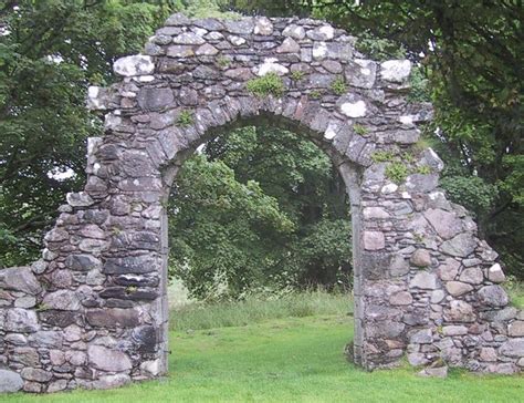 Image result for rustic stone garden arch | Садовые арки, Структура сада, Садовые конструкции