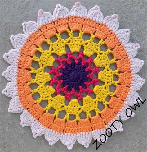 Zooty Owl's Crafty Blog: crochet flowers