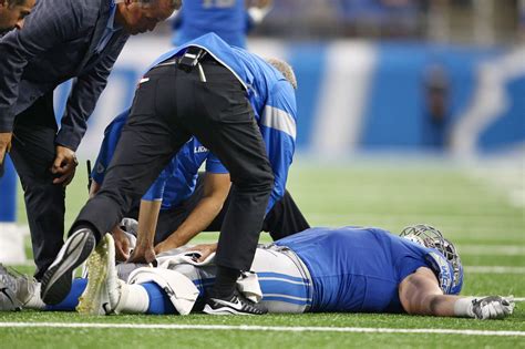 Lions’ Frank Ragnow reportedly only has ‘minor ankle sprain’ - mlive.com