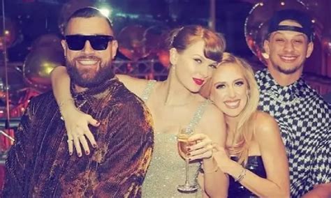 Taylor Swift and Travis Kelce have been SPOTTED in Las Vegas Strip Club for a double date with ...