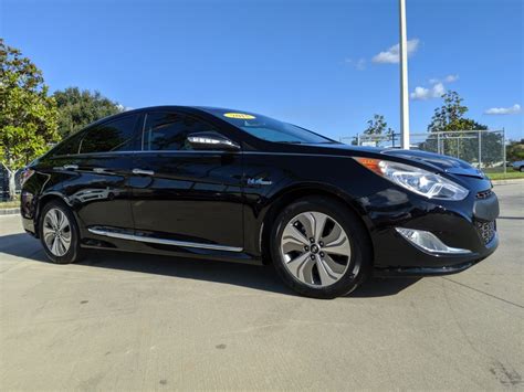 Pre-Owned 2015 Hyundai Sonata Hybrid Limited FWD 4dr Car