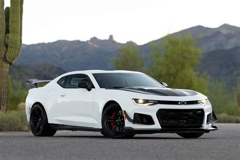 No Reserve: 740-Mile 2018 Chevrolet Camaro ZL1 Coupe 1LE 6-Speed for ...