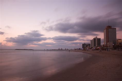 The ultimate guide to Tel Aviv's 12 beaches - ISRAEL21c