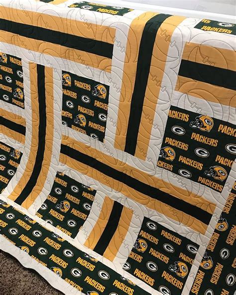 Look how fun this Packers quilt is!! This football quilting pattern is ...