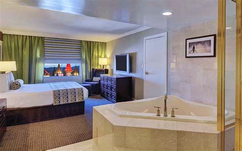 Excalibur Rooms & Suites | Photos & Info | Las Vegas Hotels