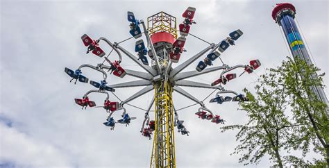 Riders are getting stuck on rides at Canada's Wonderland (VIDEO) | News