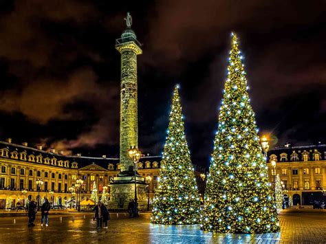 Where to See Holiday Lights in Paris