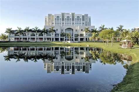 FIU's Green Library - Herbert and Nicole Wertheim School of Music & Performing Arts