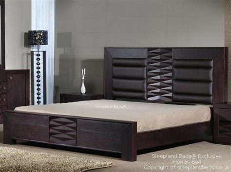 New fashioned and Latest Wooden bed designs | shesham wood bed designs ...