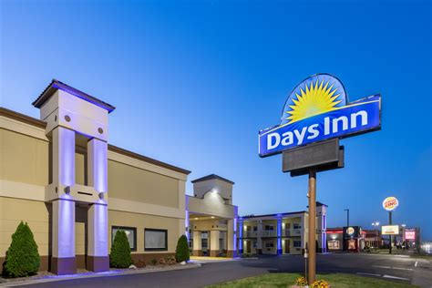 Days Inn by Wyndham Tonawanda/Buffalo | Tonawanda, NY Hotels