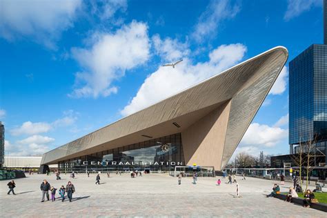 Rotterdam Central Station / Benthem Crouwel Architects + MVSA Architects + West 8 | ArchDaily