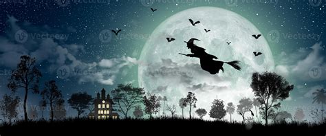 Halloween Silhouette of Witch flying over the full moon. 3667149 Stock ...