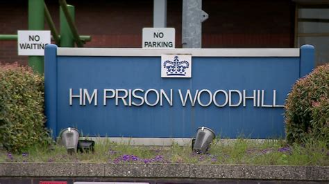 HMP Woodhill death: Acting governor admits 'checks had failed' - BBC News