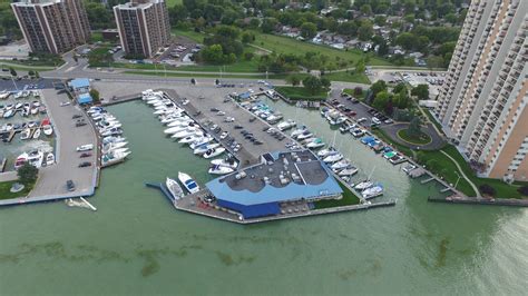 Windsor Yacht Club in Windsor, ON, Canada - Marina Reviews - Phone ...