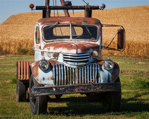 Rusty Tow Truck Photograph by William Krumpelman