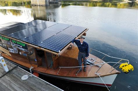 Solar-powered boat arrives in Capital Region