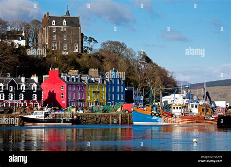 Tobermory harbour, Isle of Mull Scotland UK Stock Photo - Alamy