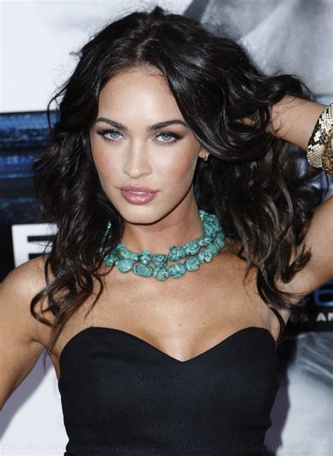 Megan Fox Transformers Premiere | Megan fox, Most beautiful women, Celebs