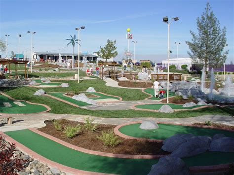 Miniature Golf - 18 Hole Golf - Oasis Fun Center