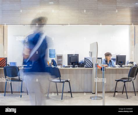 Registration desk hi-res stock photography and images - Alamy