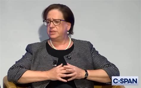 Report: Justice Kagan Turned Down Gift Of Bagels | Crooks and Liars