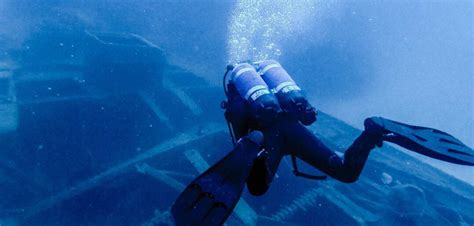 4 Top Scuba Tips for Successful Shipwreck Diving - The Scuba News