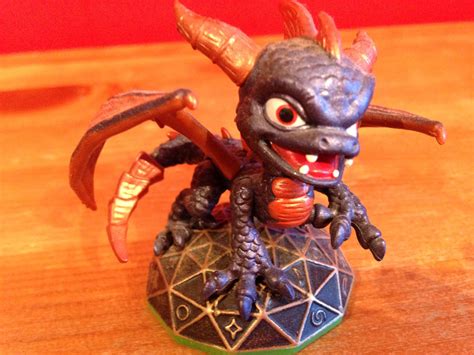 Fully Jointed Play Figures: Skylanders Spyro's Adventure Spyro