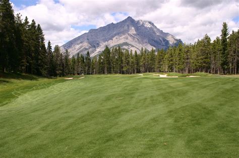 The Fairmont Banff Springs Golf Course | Planet Golf