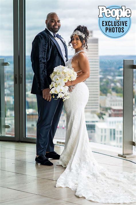 Michael Oher, Football Player Who Inspired 'The Blind Side,' Is Married