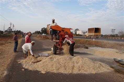 Machine Winnowing Sorghum Jowar - Free photo on Pixabay - Pixabay