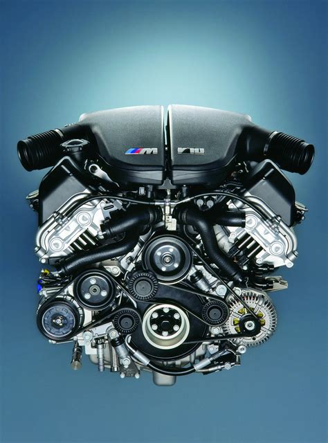 What BMW Has A V10 Engine? The BMW S85 V10