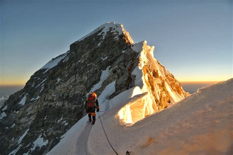 Super Summit Day on Everest, Kangchenjunga Summit Push in Progress ...