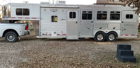 Logan Coach Horse trailers for sale in TX - TrailersMarket.com