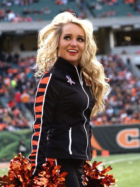 Cincinnati Bengals Cheerleaders | Bengals cheerleaders, Cincinnati bengals, Cheerleading