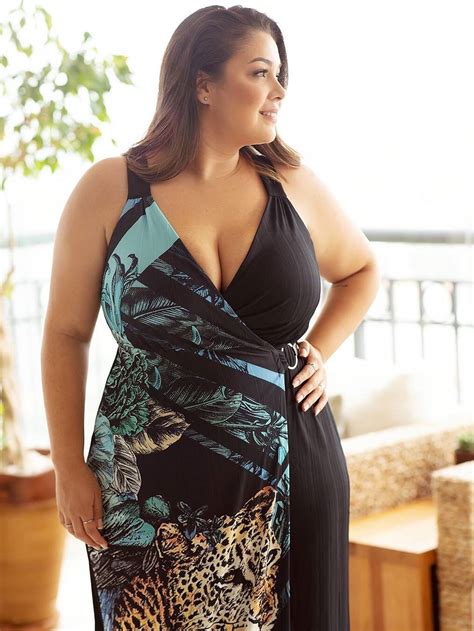 Pin on stylish .. curvy ladies