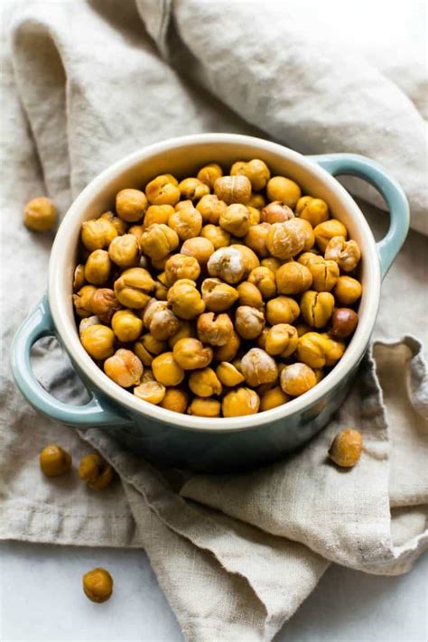 Crispy Roasted Chickpeas (Oil Free!) - The Big Man's World